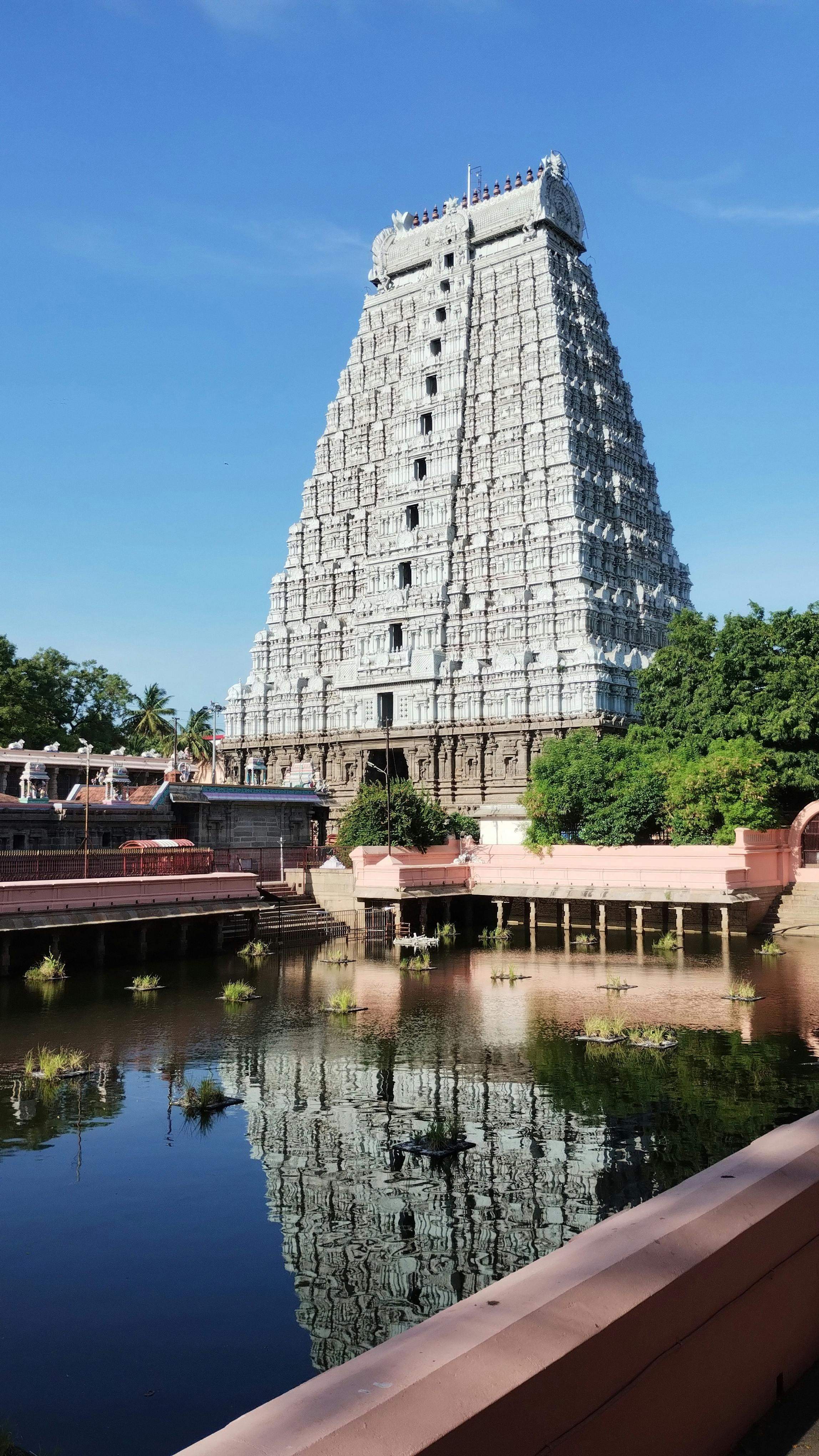 Madurai Tourism - Premium Taxi Services by Ektha Cabs Cochin